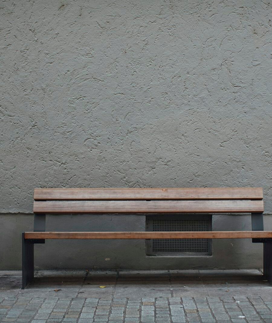 Low Ash Bench